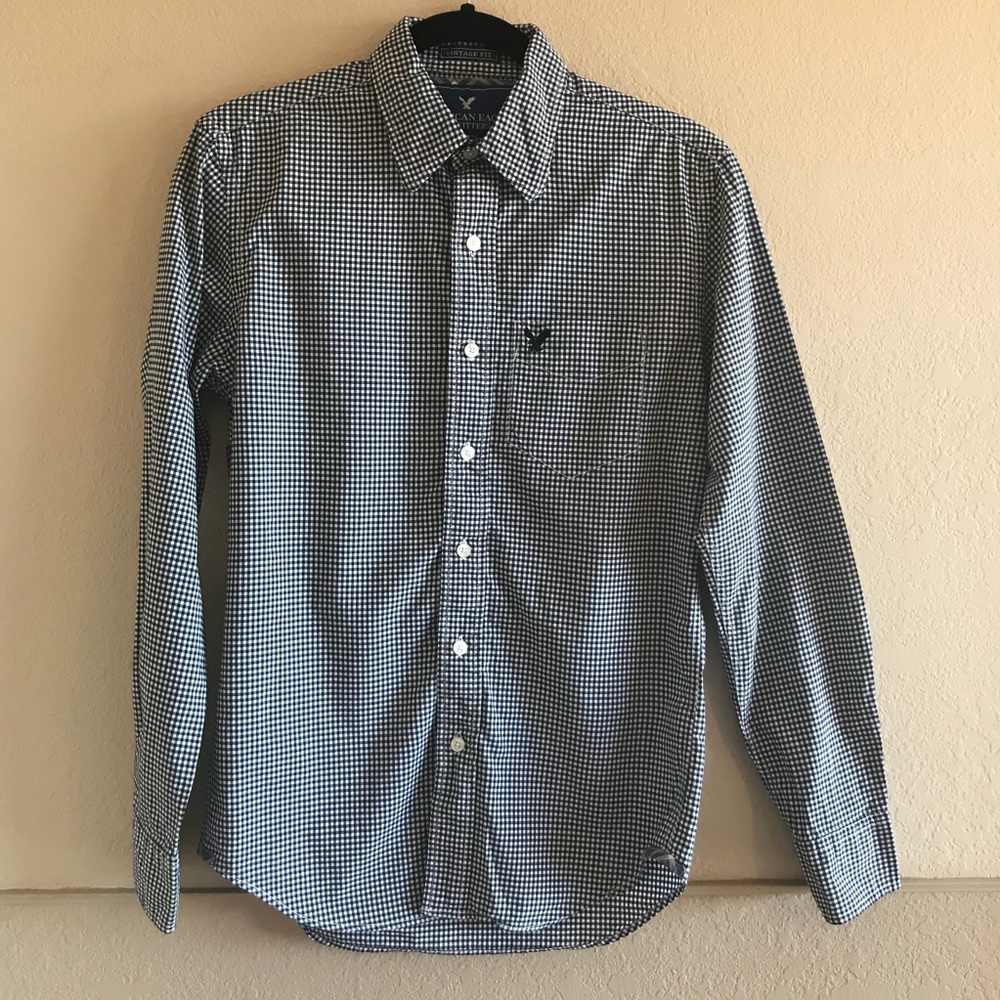 AMERICAN EAGLE Navy White Check Button Dow…